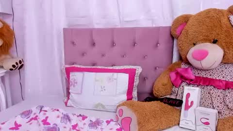 Antonella online show from June 12, 1:43 pm