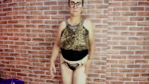 Lili  online show from March 17, 5:29 pm