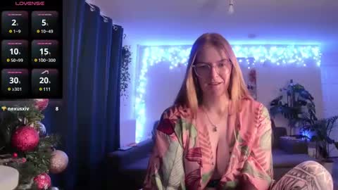 Milf Tara36 online show from December 18, 6:46 pm