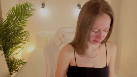 milfcruze online show from January 6, 1:20 am