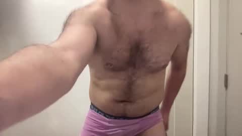 HungCollege online show from November 17, 3:31 am