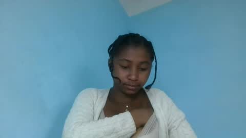 milinasy online show from July 11, 6:44 pm