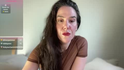 Milk online show from October 3, 1:19 pm