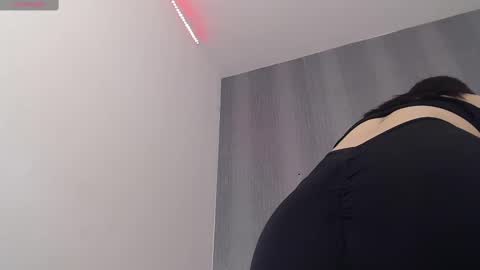 Amira online show from February 10, 3:53 pm