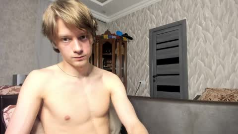 Isaac online show from April 10, 8:13 pm