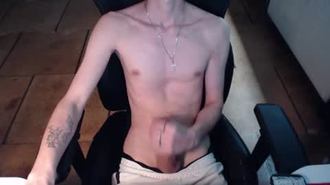 milkmeup_thick online show from August 1, 1:45 pm