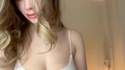 milky__way_ online show from January 15, 1:53 pm