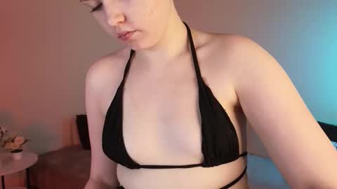 Ula online show from March 29, 5:14 pm