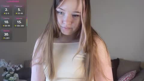 Ula online show from November 12, 4:42 pm