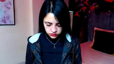 Violeta online show from December 1, 1:53 pm