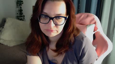 Milla online show from February 2, 11:42 pm