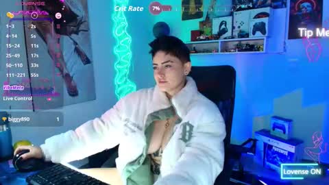 Im girl my name is Johana  online show from September 19, 10:24 pm