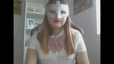 milleynoface online show from April 12, 8:57 pm