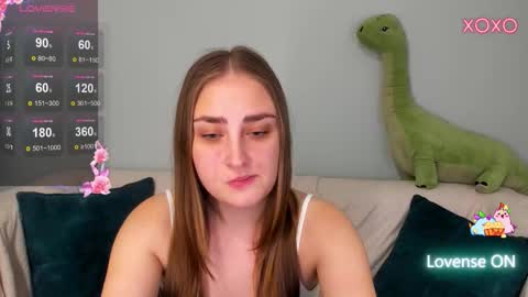 Milly online show from February 6, 2:26 am