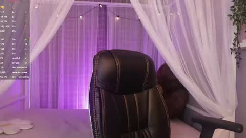 millie_volturi online show from June 29, 12:49 pm