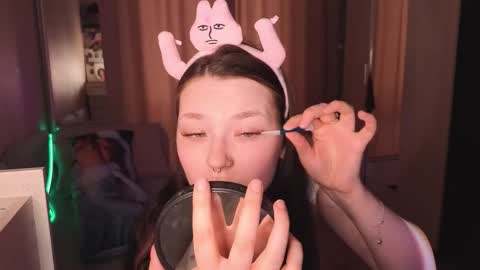 Millie online show from March 18, 11:16 am