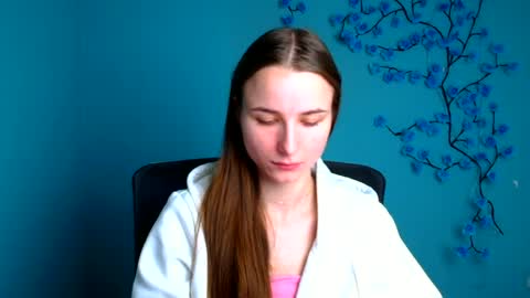 Milly online show from June 17, 5:34 am
