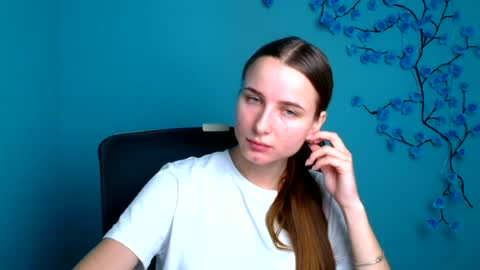 Milly online show from June 24, 6:09 am