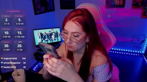 Monkey D Maddie online show from September 29, 11:37 pm