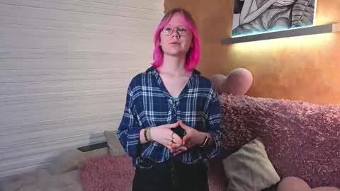 Milly online show from November 10, 8:06 am