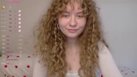 milounee online show from March 21, 8:30 am