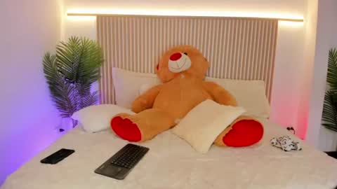 miluu online show from July 16, 8:56 pm