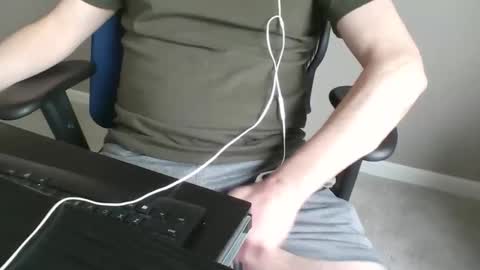 milwaukeebadger24 online show from April 15, 4:54 pm