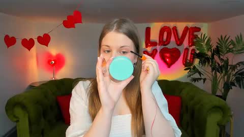 Kelly online show from March 11, 6:08 am