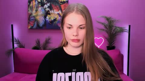 Kelly online show from October 21, 1:38 pm