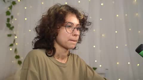  IRIS  online show from September 19, 9:02 am