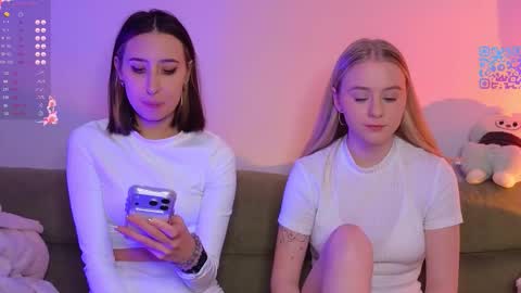 MilaBlack and  StacyBlonde Today unboxing Lovens OMG online show from February 3, 8:24 pm