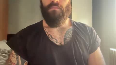 Snapshot of mingo_in_wonderland chatting on October 25, 9:08 am Lance online show from October 25, 9:08 am