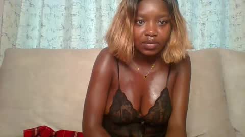 STRAWBERRY online show from January 22, 4:02 am