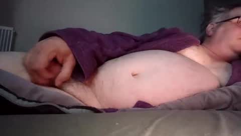 Stephano online show from December 12, 4:04 am