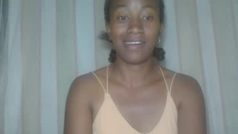 minouch211907 online show from November 17, 5:37 pm