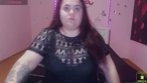 mira_cle_ online show from April 1, 8:04 am