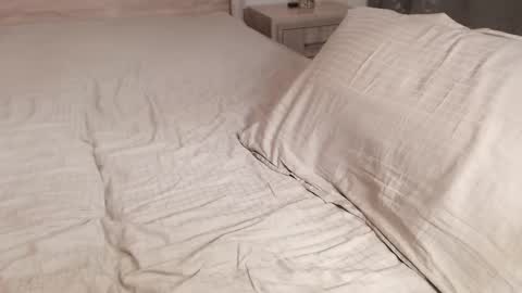 mira_jade online show from October 22, 7:26 pm