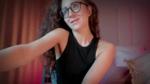 Mira online show from November 7, 7:27 pm