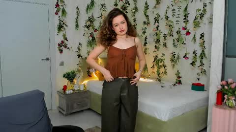 Emma online show from April 9, 6:13 pm