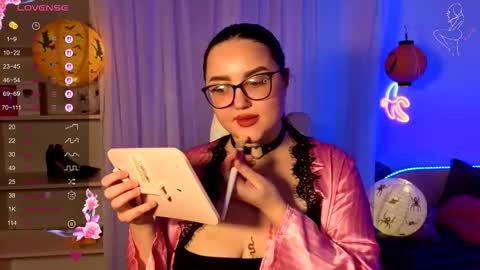 miraluccian online show from October 19, 6:45 pm