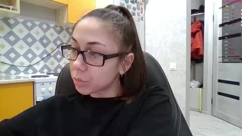 MIRANDA online show from November 25, 2:38 pm