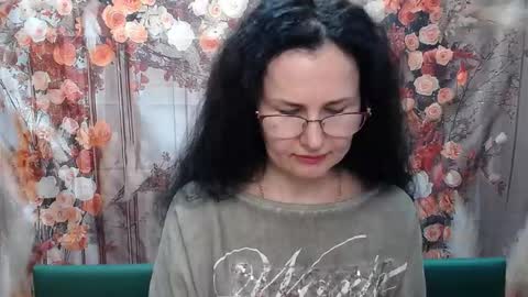 Miroslava Happi online show from March 15, 9:45 am