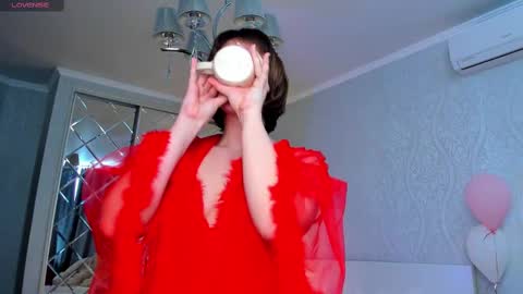 Shelley online show from February 22, 7:45 am