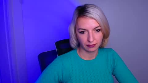 Mishelle online show from November 28, 2:02 pm