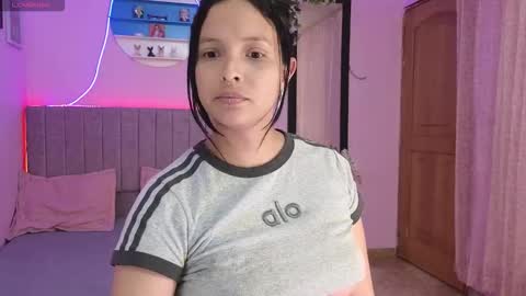 misofialeal online show from October 14, 7:06 pm