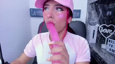 Allison online show from July 16, 11:02 am