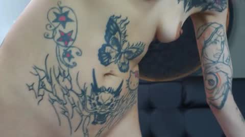 miss___angel online show from October 31, 7:14 pm