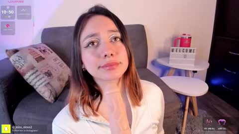 Alexa Sarmiento online show from November 14, 5:59 pm