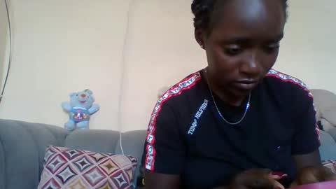 Snapshot of miss_atitude chatting on September 13, 10:17 am miss_atitude online show from September 13, 10:17 am