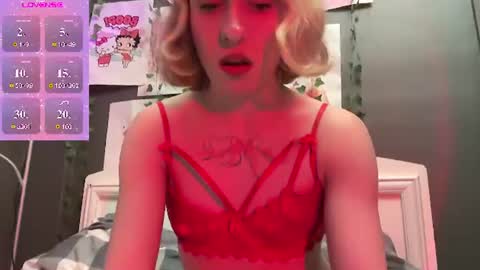 Anya online show from July 25, 9:46 pm